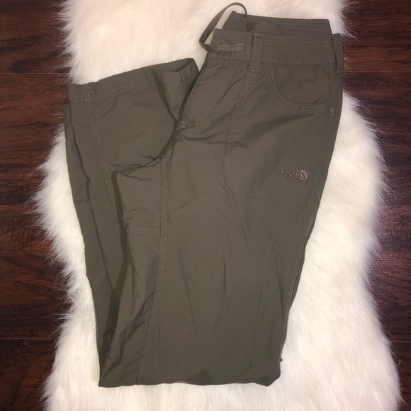 The North Face Pants - The North Face Horizon Tempest Roll Up Pants